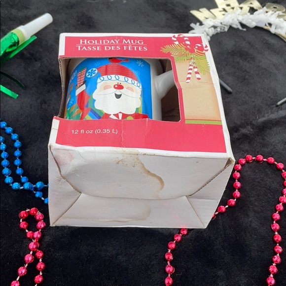 NWT Holiday Style Christmas Face Masks Coffee Cup - Picture 4 of 16